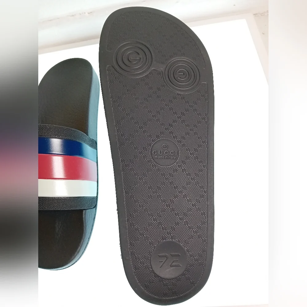 New Gucci 💯Authentic WEB RUBBER Slides IN BLACK Blue / Red & White Sandals